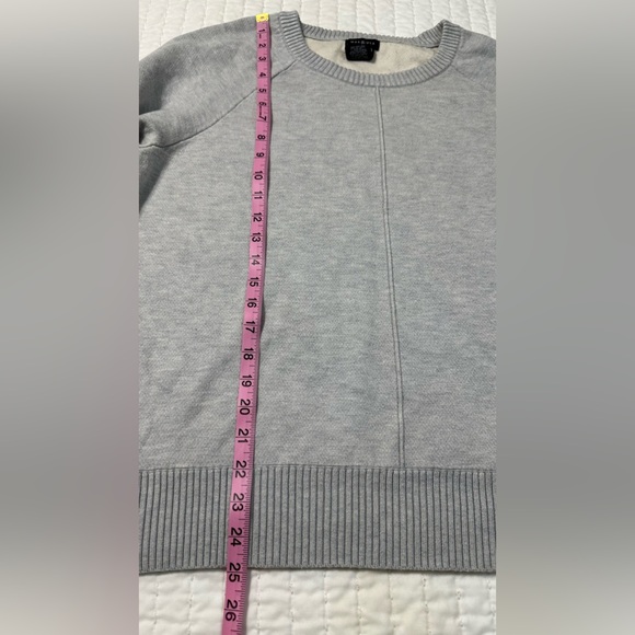 Max & Mia Light Gray Women's  Seamfront  Crew Neck Pullover Sweater - Picture 6 of 12